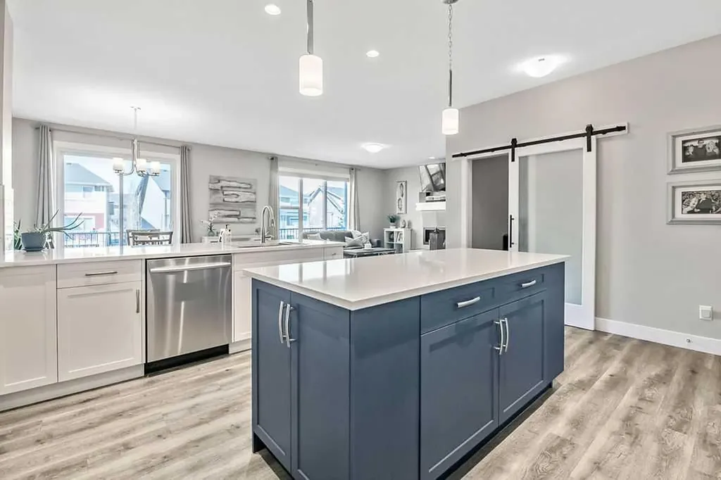 75 Sundown Way Cochrane AB T4C 2M4
