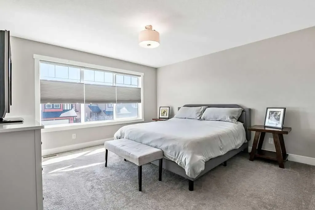 75 Sundown Way Cochrane AB T4C 2M4