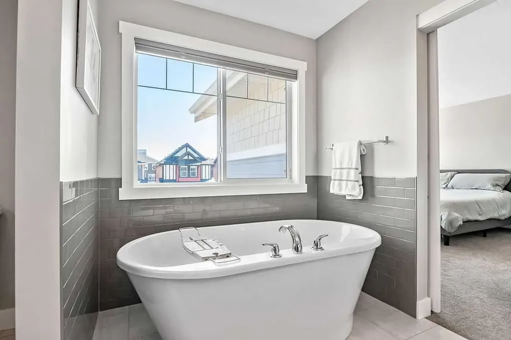 75 Sundown Way Cochrane AB T4C 2M4