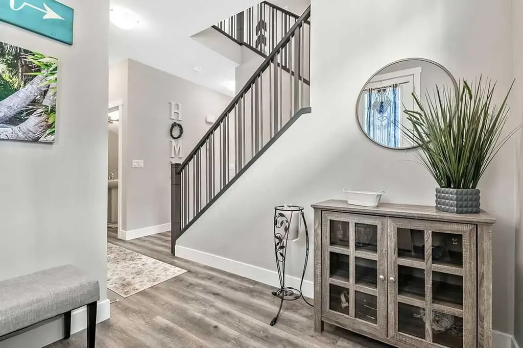 75 Sundown Way Cochrane AB T4C 2M4