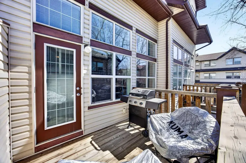 28 Heritage Drive Cochrane AB T4C 0K1