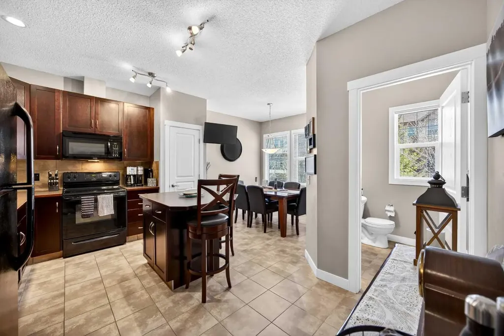 28 Heritage Drive Cochrane AB T4C 0K1