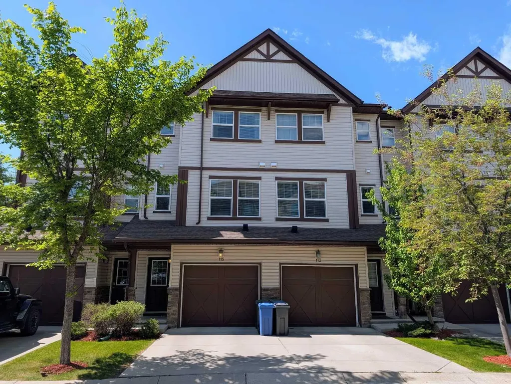 28 Heritage Drive Cochrane AB T4C 0K1