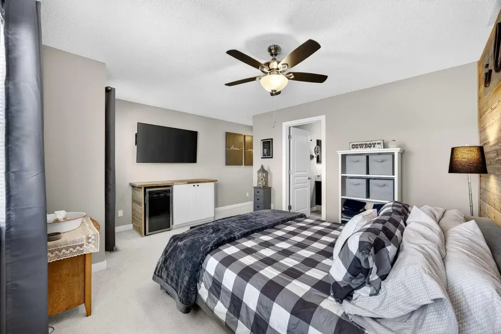 28 Heritage Drive Cochrane AB T4C 0K1