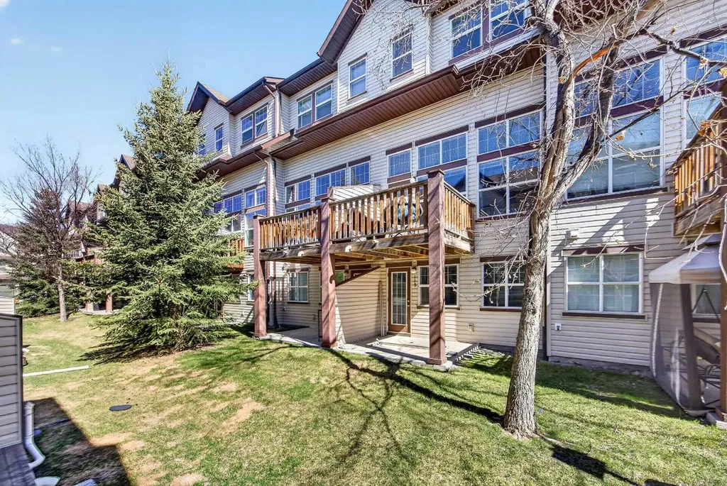 28 Heritage Drive Cochrane AB T4C 0K1