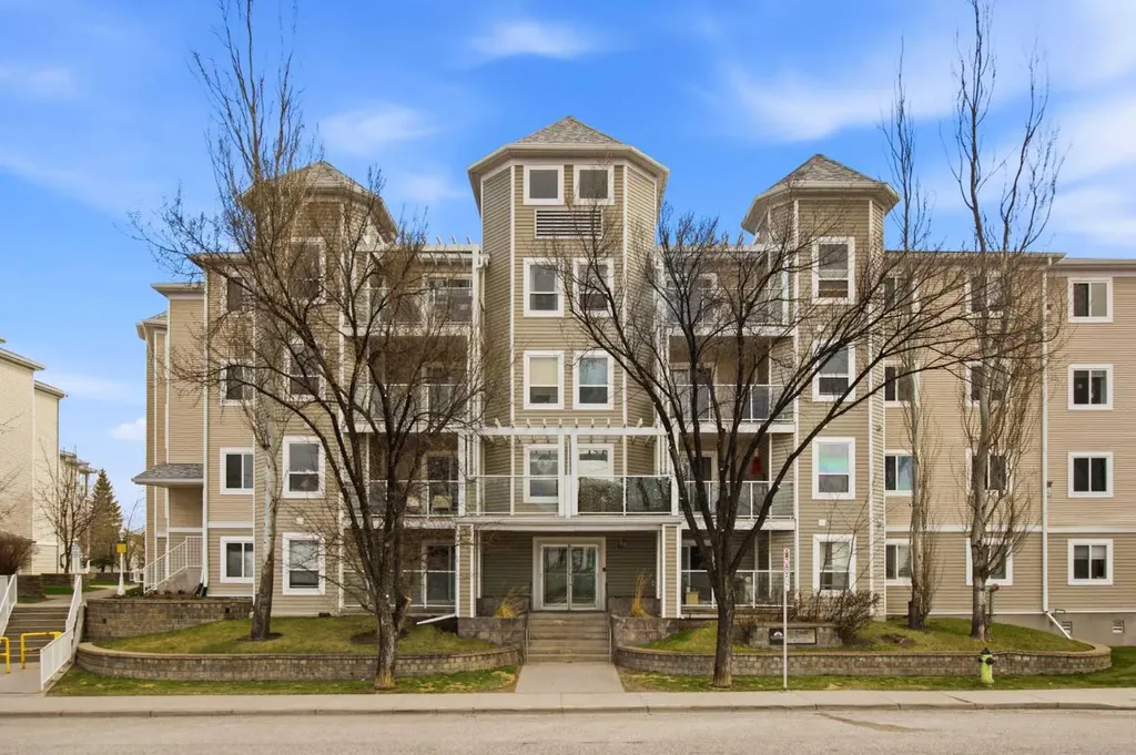 280 Shawville Way SE Calgary AB T2Y 3Z8