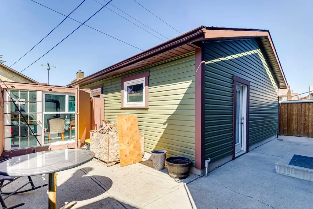 95 Mchugh Road NE Calgary AB T2E 7R5