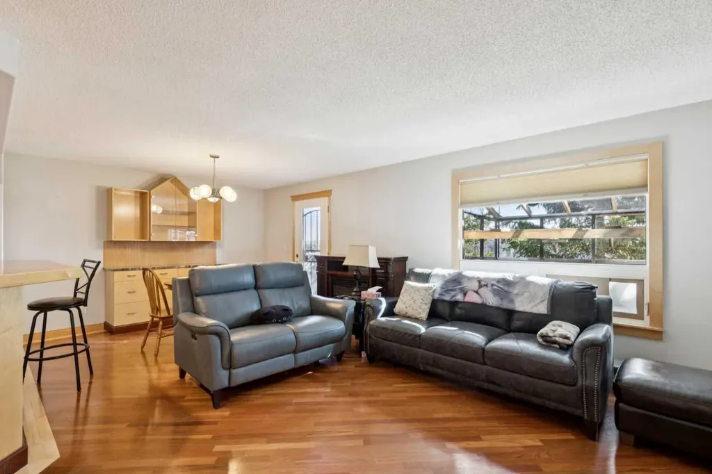 95 Mchugh Road NE Calgary AB T2E 7R5