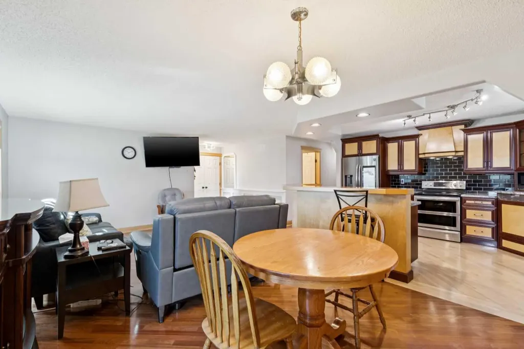 95 Mchugh Road NE Calgary AB T2E 7R5