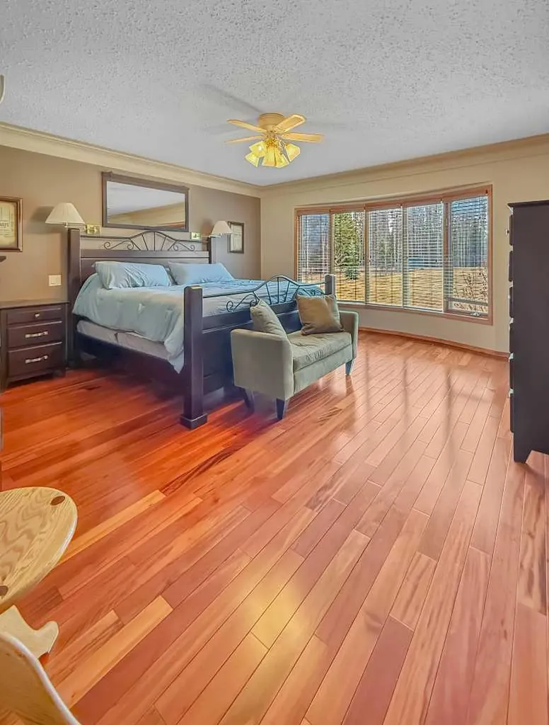 39 Ravine Drive Whitecourt AB T7S 1H5