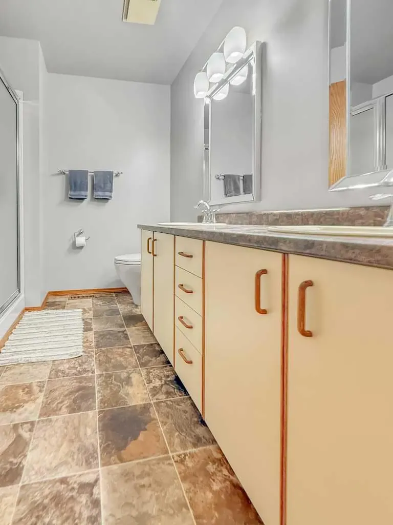 39 Ravine Drive Whitecourt AB T7S 1H5