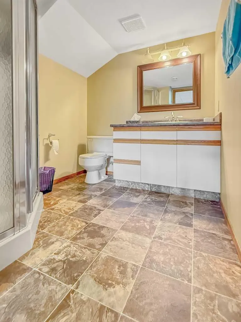 39 Ravine Drive Whitecourt AB T7S 1H5