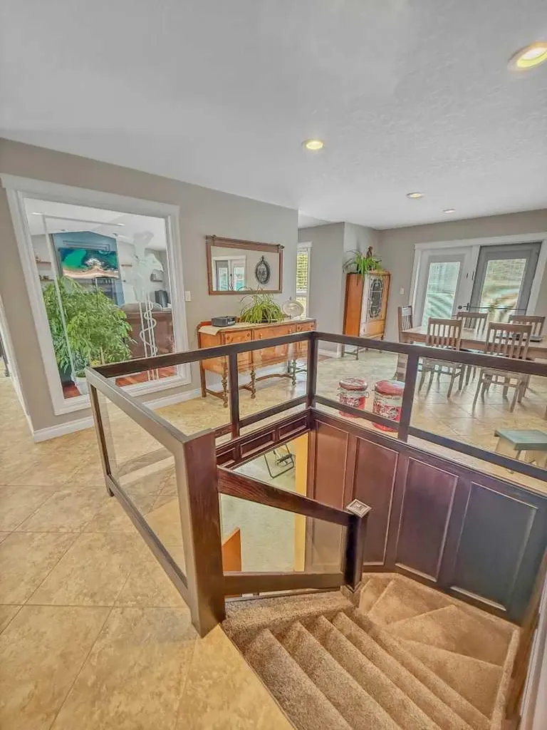 39 Ravine Drive Whitecourt AB T7S 1H5