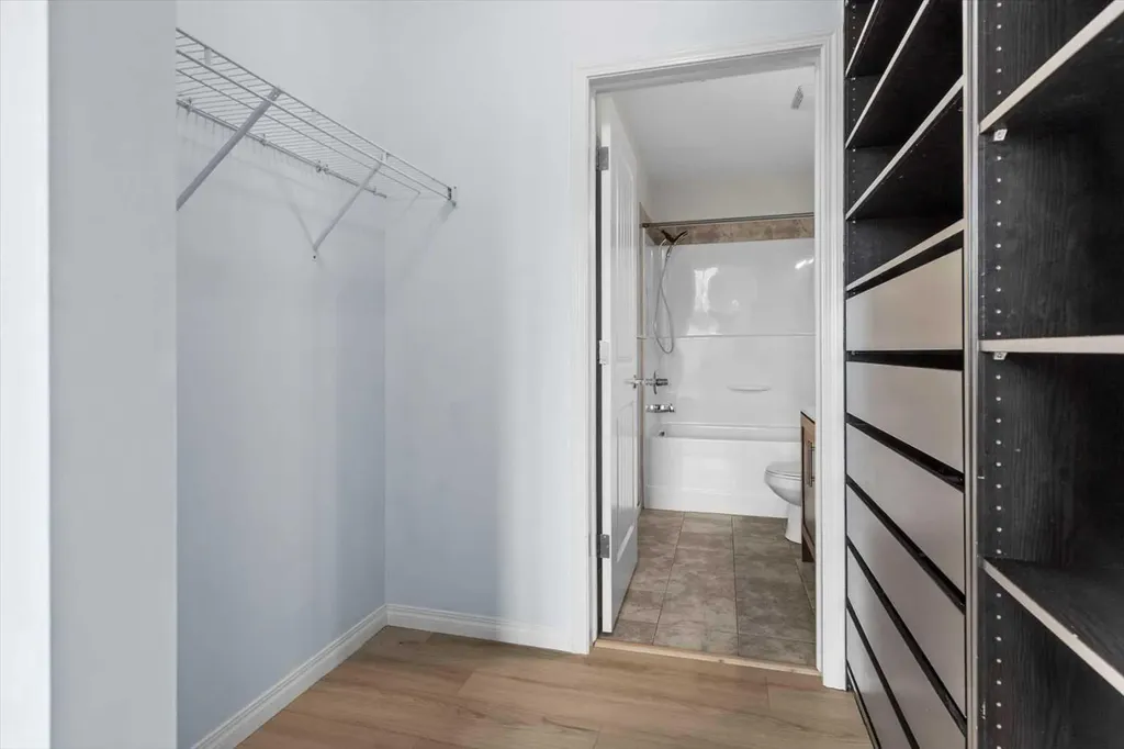 1540 Sherwood Boulevard NW Calgary AB T3R 0K5