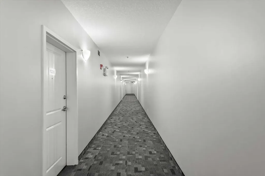 1540 Sherwood Boulevard NW Calgary AB T3R 0K5