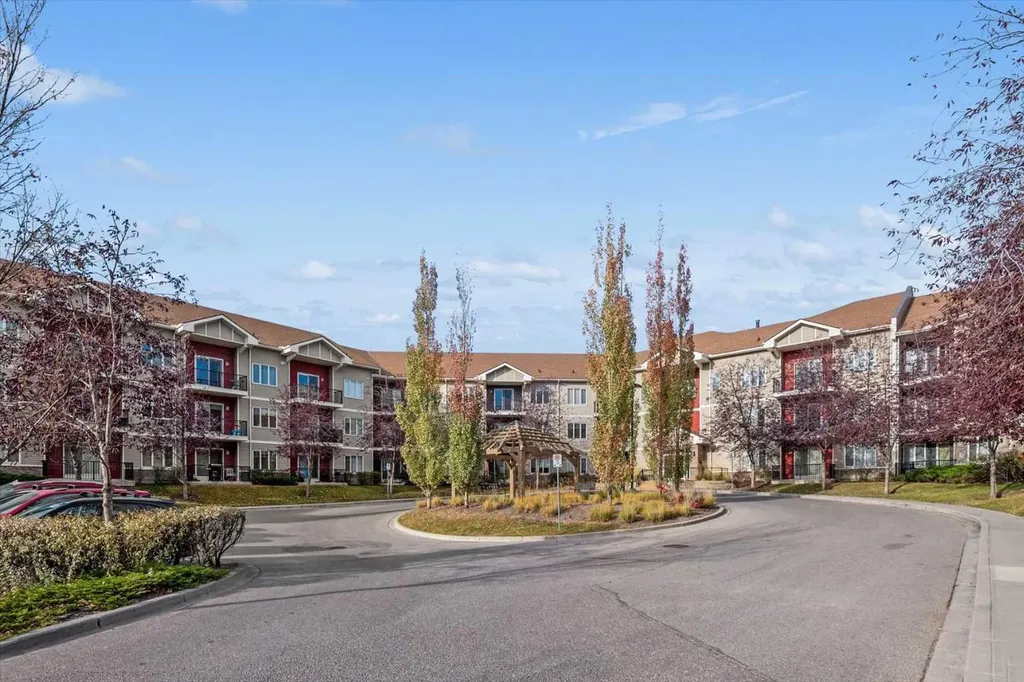 1540 Sherwood Boulevard NW Calgary AB T3R 0K5