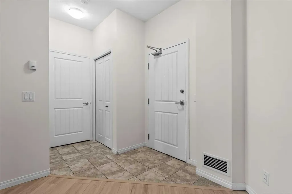 1540 Sherwood Boulevard NW Calgary AB T3R 0K5