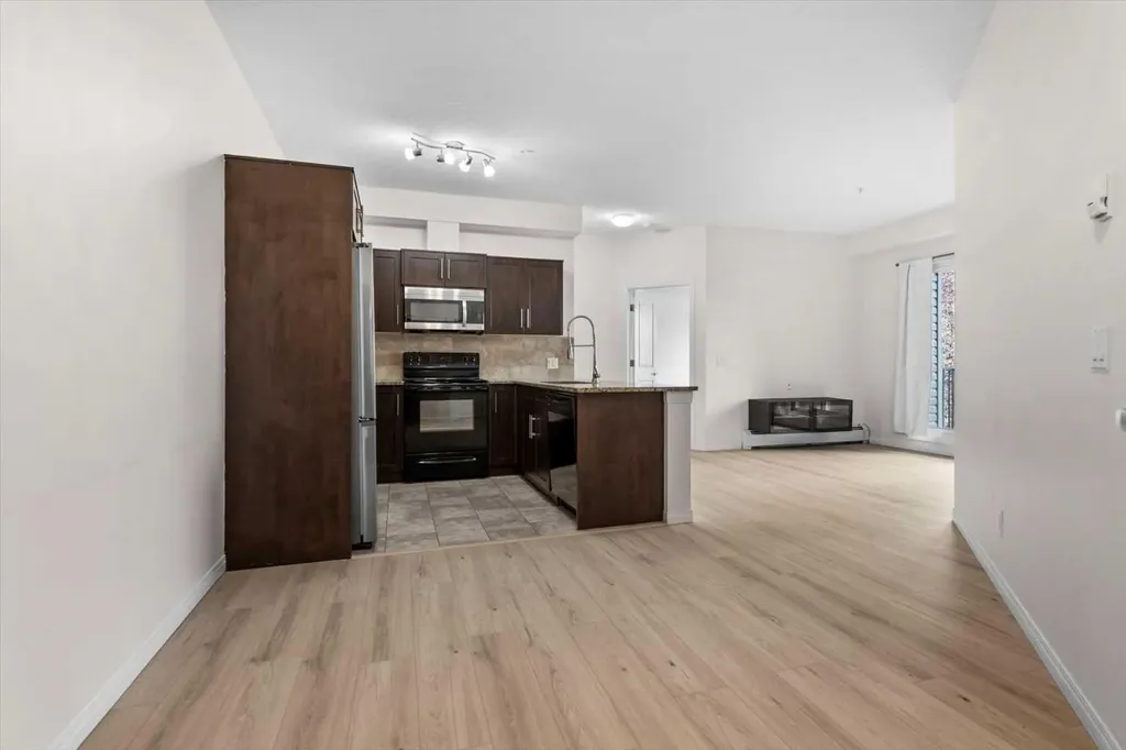 1540 Sherwood Boulevard NW Calgary AB T3R 0K5