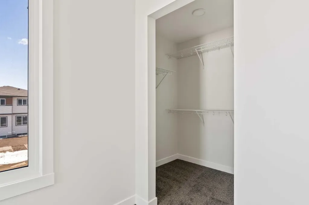 216 Ricardo Ranch Drive SE Calgary AB T3M 4H5