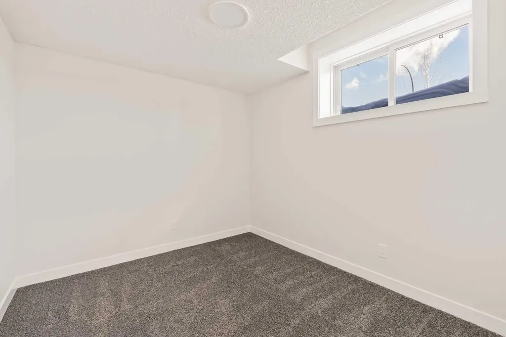 216 Ricardo Ranch Drive SE Calgary AB T3M 4H5