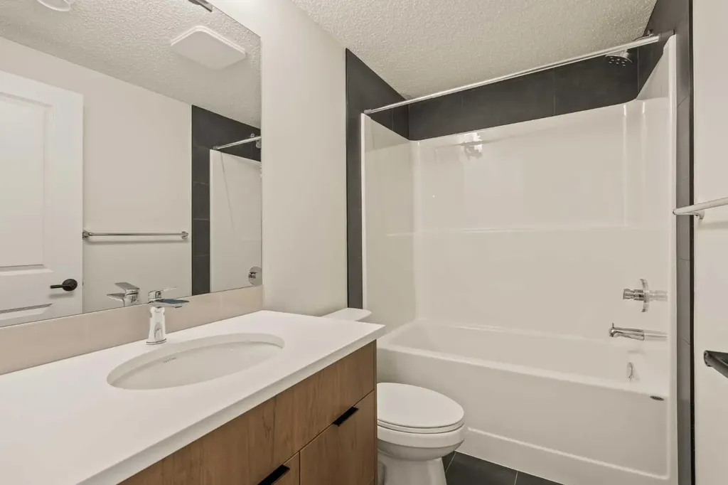 216 Ricardo Ranch Drive SE Calgary AB T3M 4H5