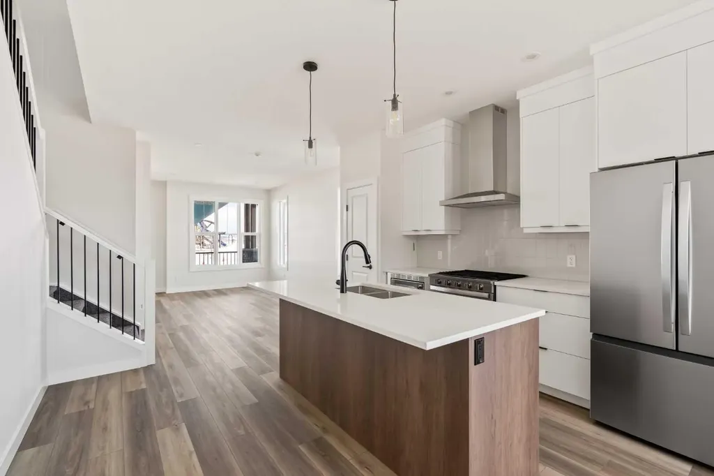 216 Ricardo Ranch Drive SE Calgary AB T3M 4H5