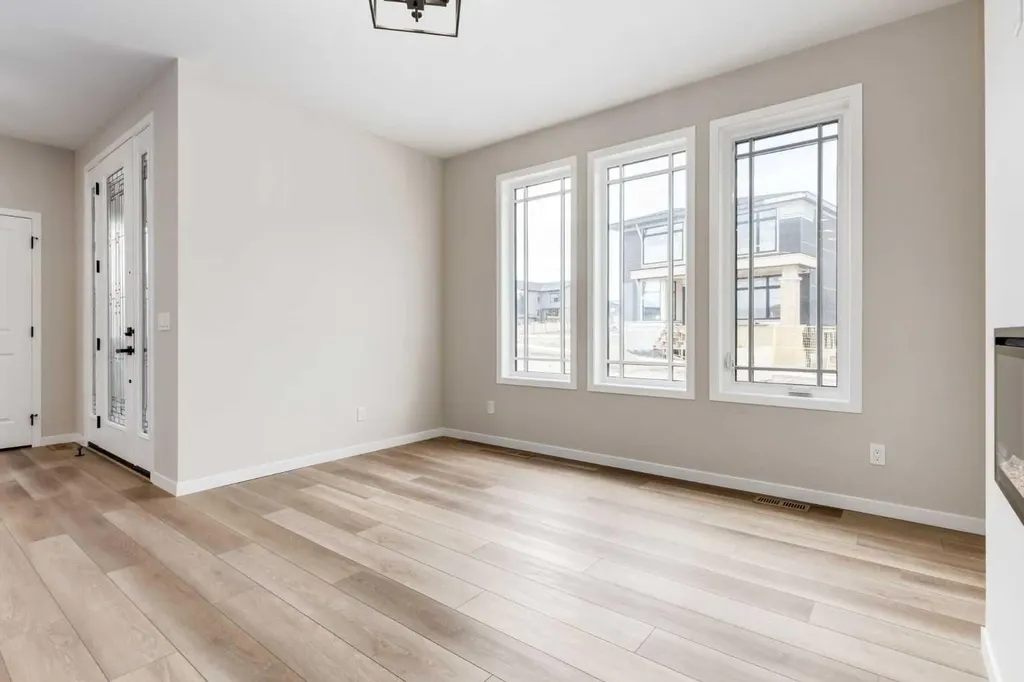 26 Alpine Gardens SW Calgary AB T2Y 0W3