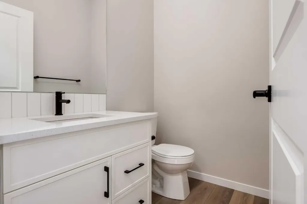 26 Alpine Gardens SW Calgary AB T2Y 0W3