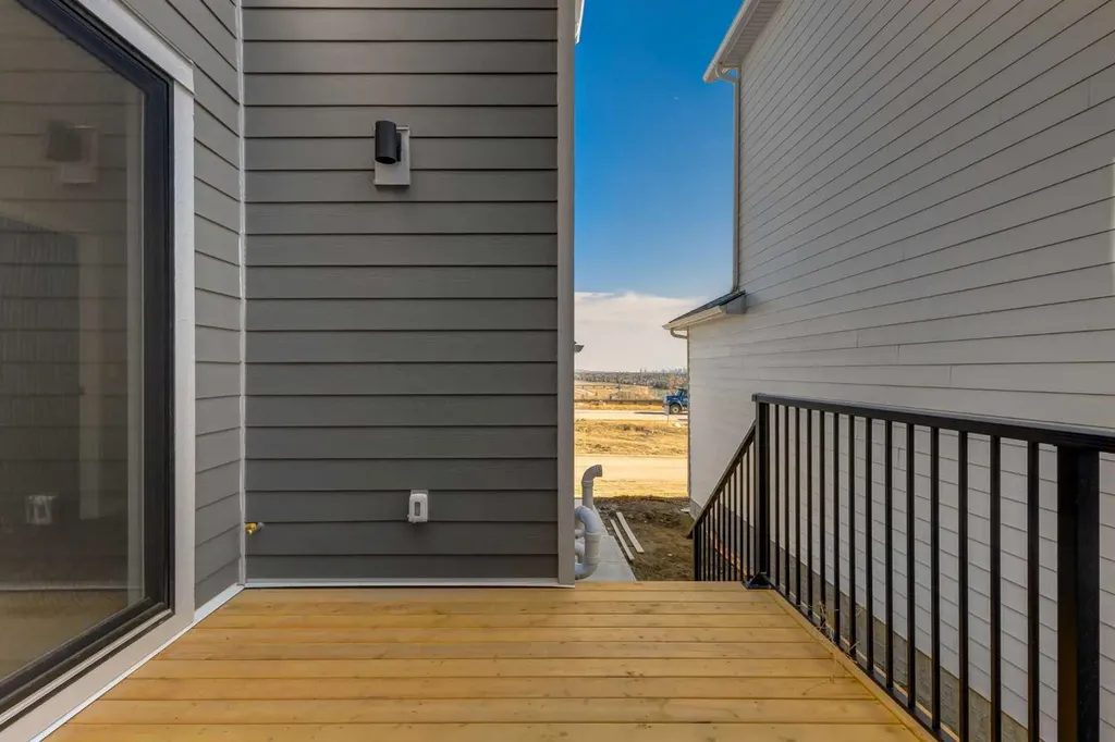 26 Alpine Gardens SW Calgary AB T2Y 0W3