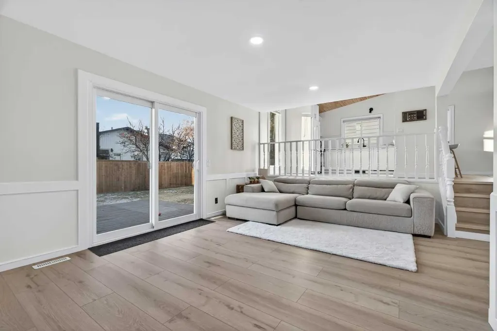 303 Woodside Place Okotoks AB T1S 1L9