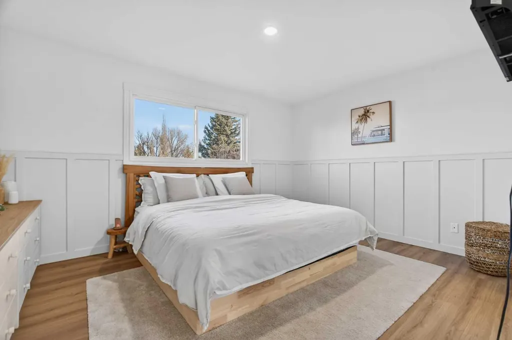 303 Woodside Place Okotoks AB T1S 1L9
