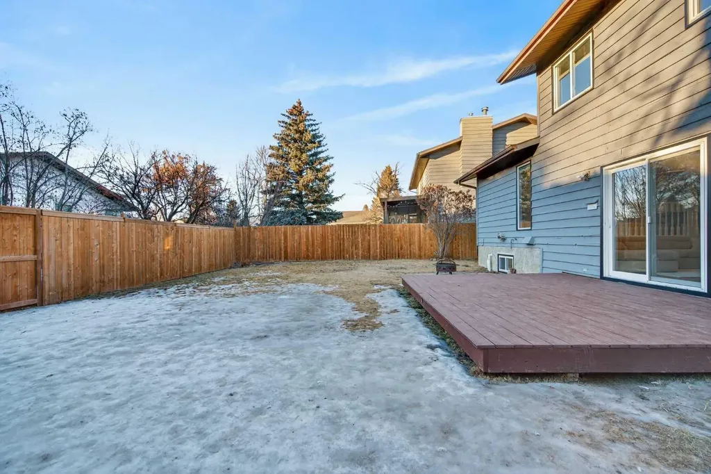 303 Woodside Place Okotoks AB T1S 1L9