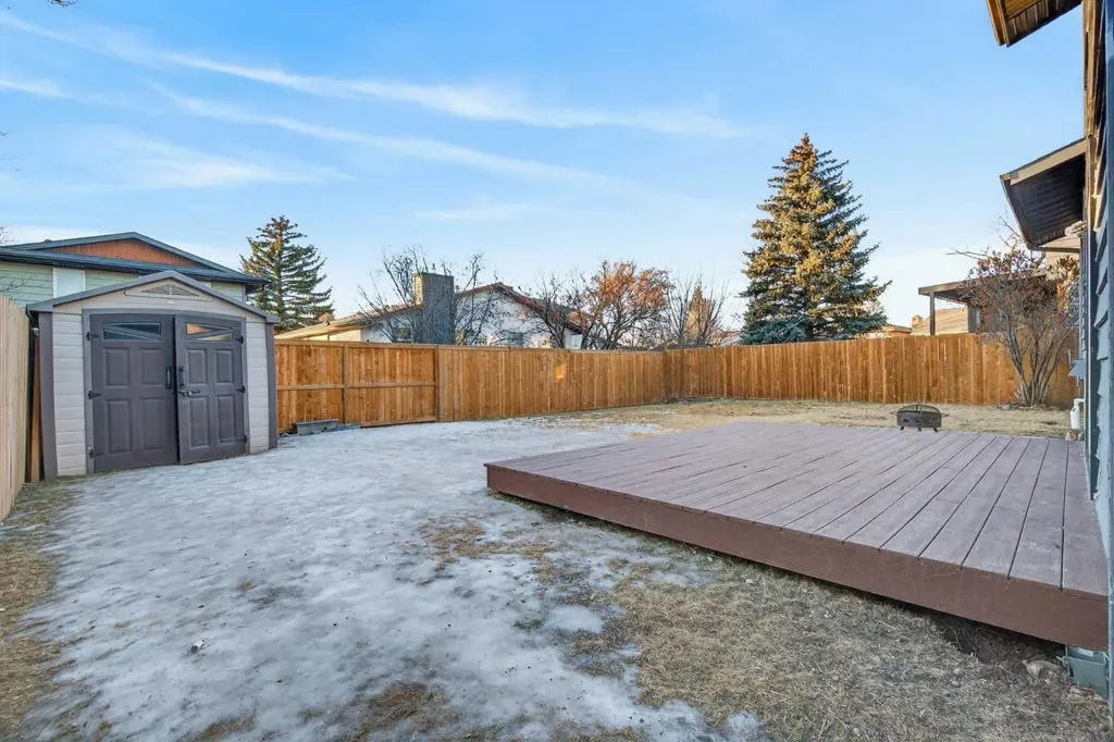 303 Woodside Place Okotoks AB T1S 1L9