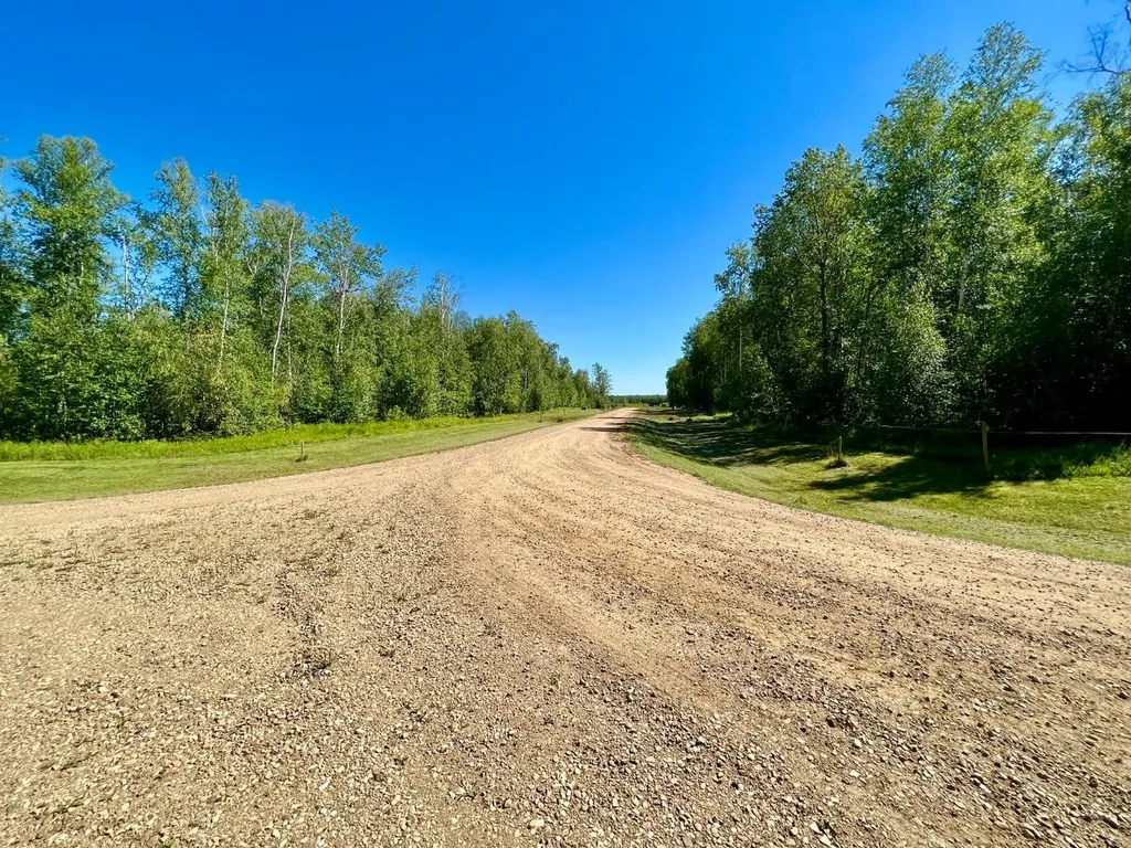 42 & 44 654036 Range Road 222 Rural Athabasca County AB T9S 2A5