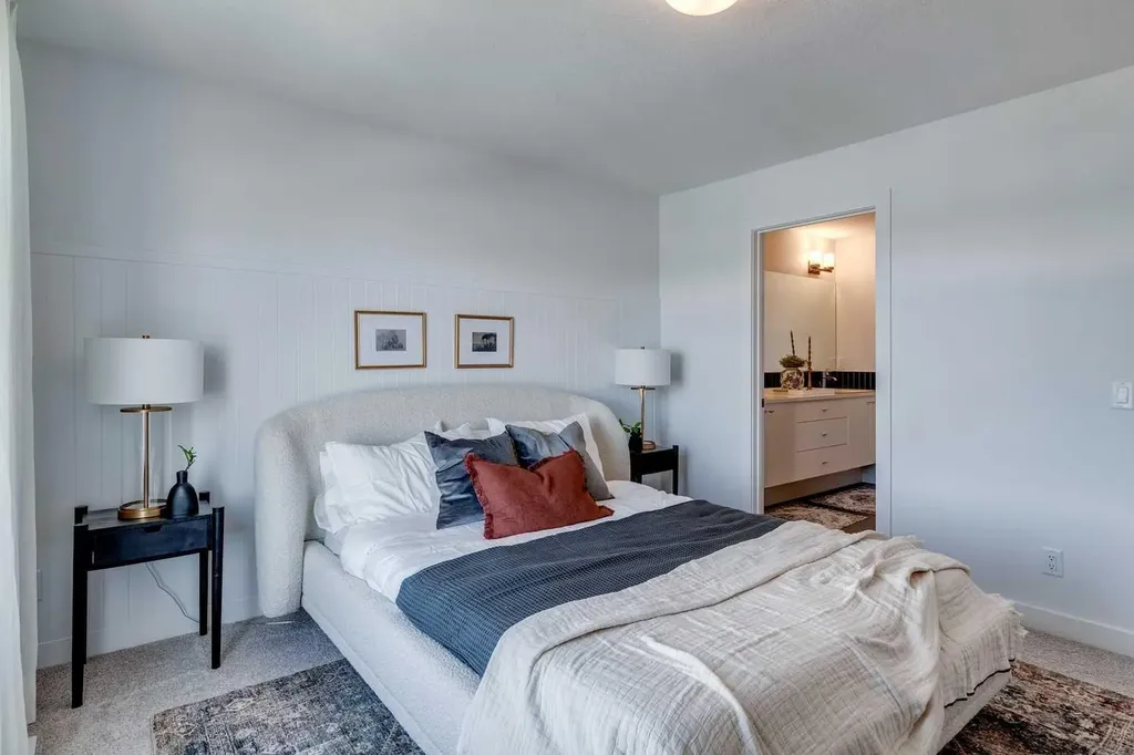 8235 8 Avenue SW Calgary AB T3H 6H2