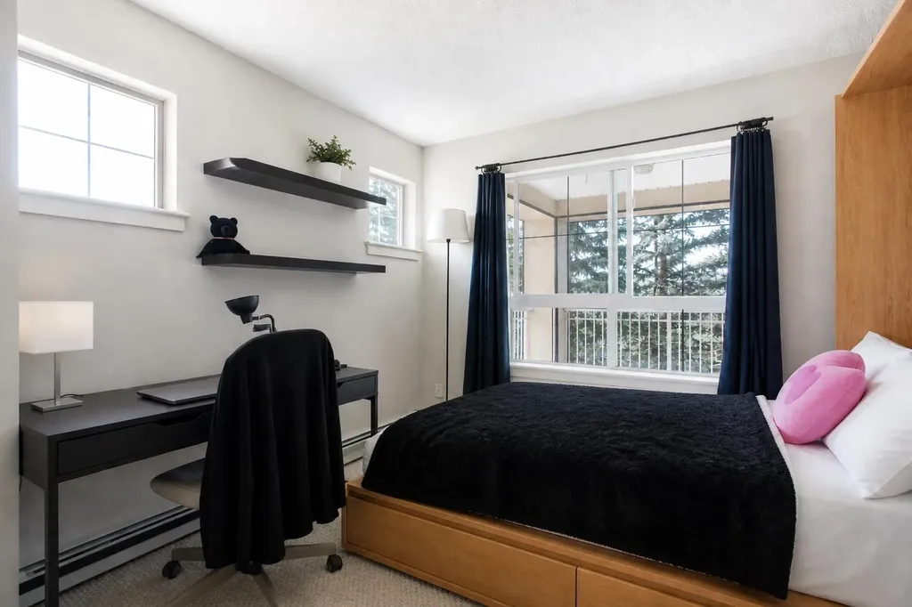 5115 Richard Road SW Calgary AB T3E7M7