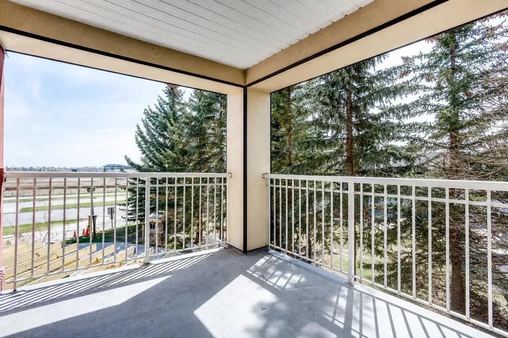 5115 Richard Road SW Calgary AB T3E7M7