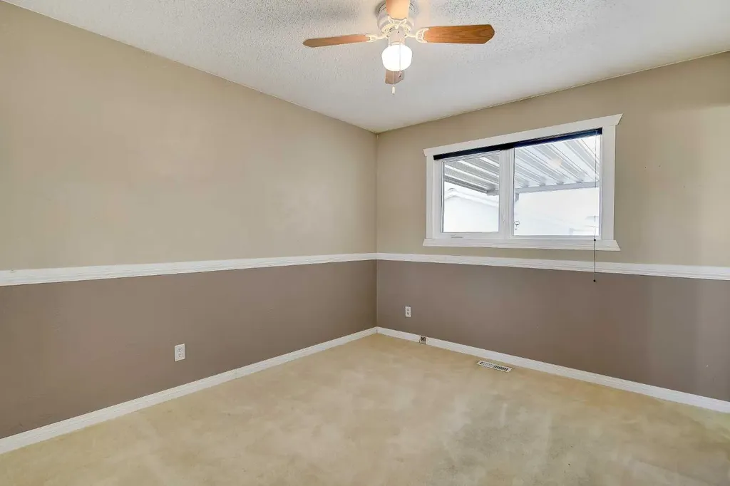 104 11th Street Beaverlodge AB T0H 0C0