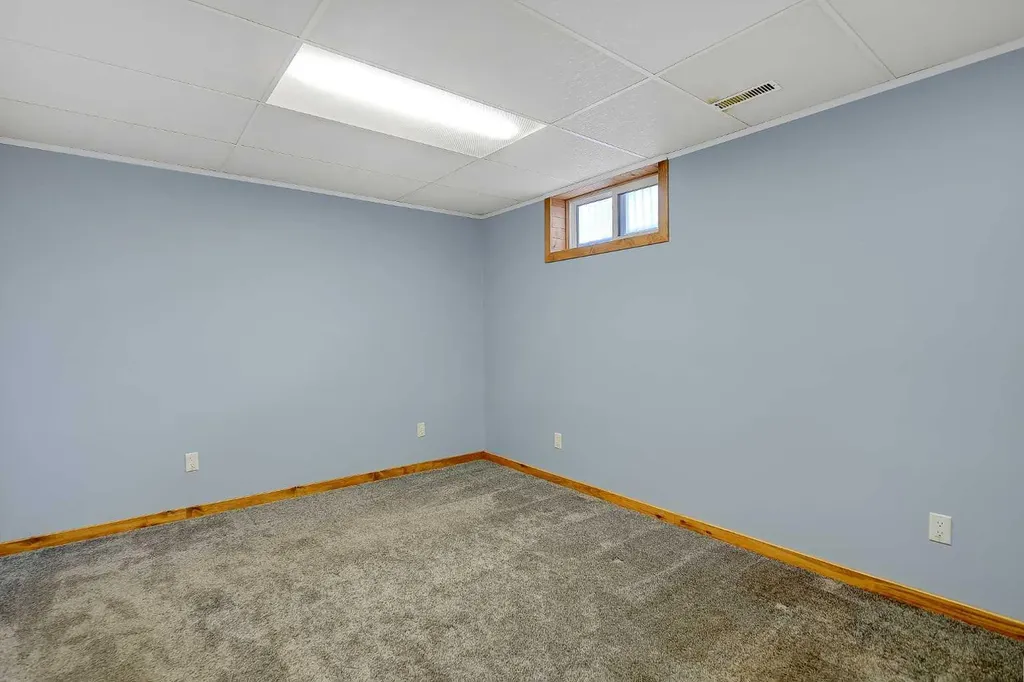 104 11th Street Beaverlodge AB T0H 0C0