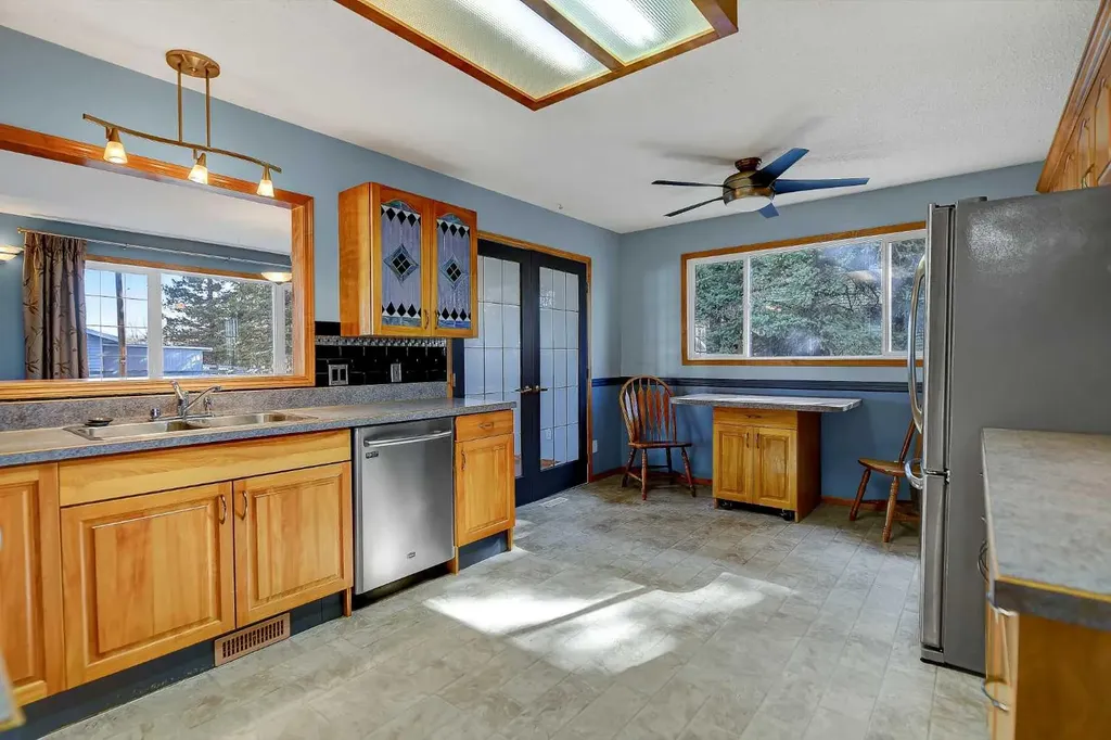 104 11th Street Beaverlodge AB T0H 0C0