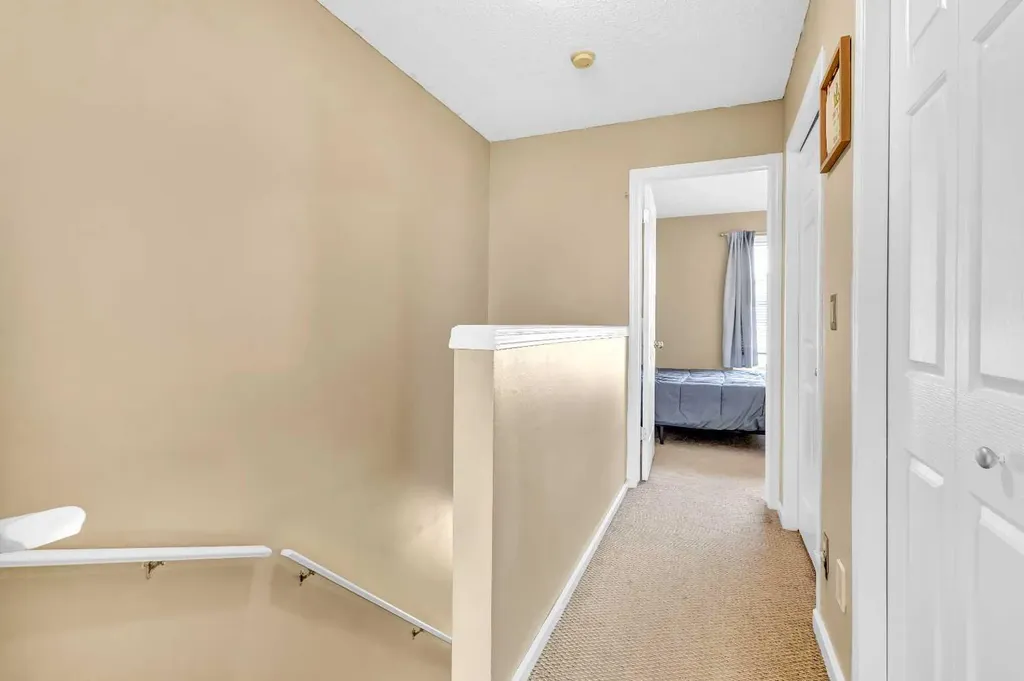 200 Hidden Hills Terrace NW Calgary AB T3A 6E8