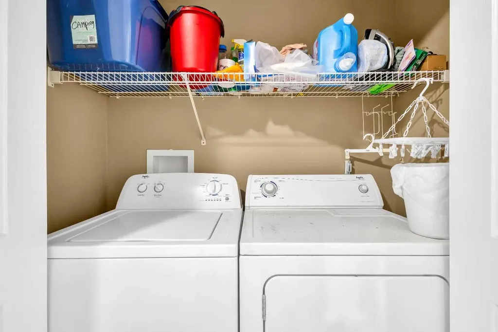 200 Hidden Hills Terrace NW Calgary AB T3A 6E8