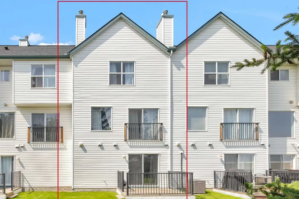 200 Hidden Hills Terrace NW Calgary AB T3A 6E8