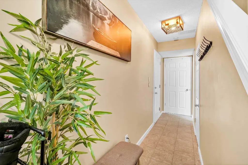 200 Hidden Hills Terrace NW Calgary AB T3A 6E8