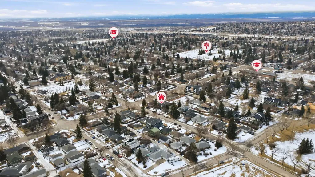 2623 Glenmount Drive SW Calgary AB T3E 4C2