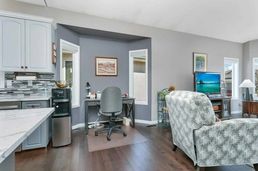 32 Dowler Street Red Deer AB T4R 3A1