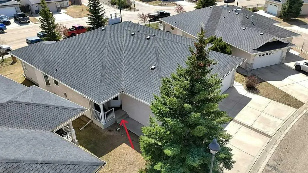 32 Dowler Street Red Deer AB T4R 3A1