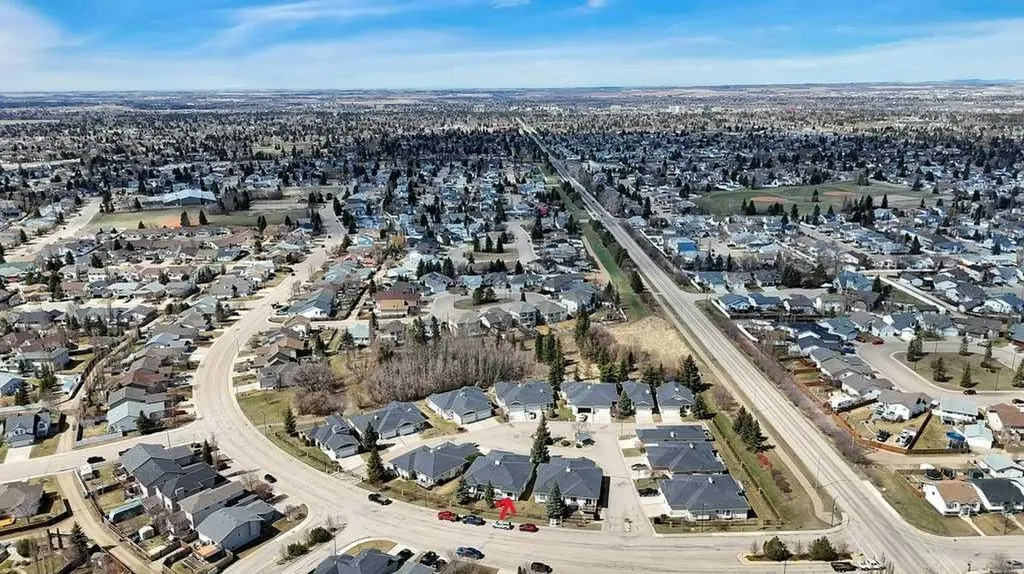 32 Dowler Street Red Deer AB T4R 3A1