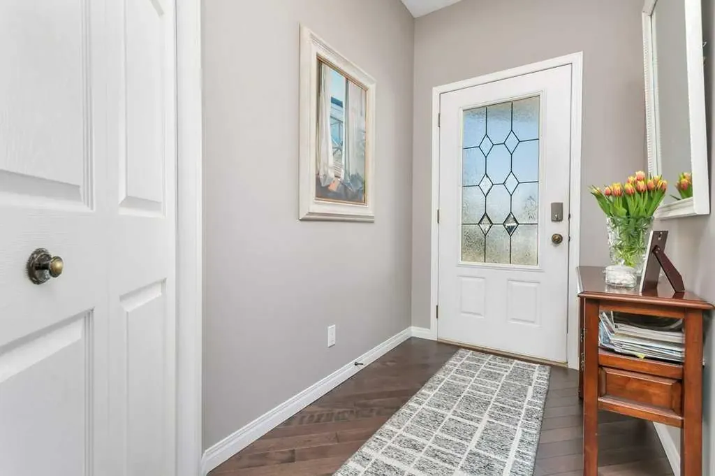 32 Dowler Street Red Deer AB T4R 3A1