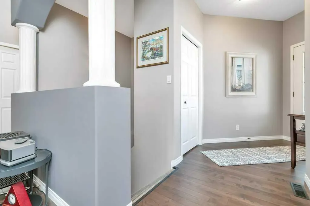 32 Dowler Street Red Deer AB T4R 3A1